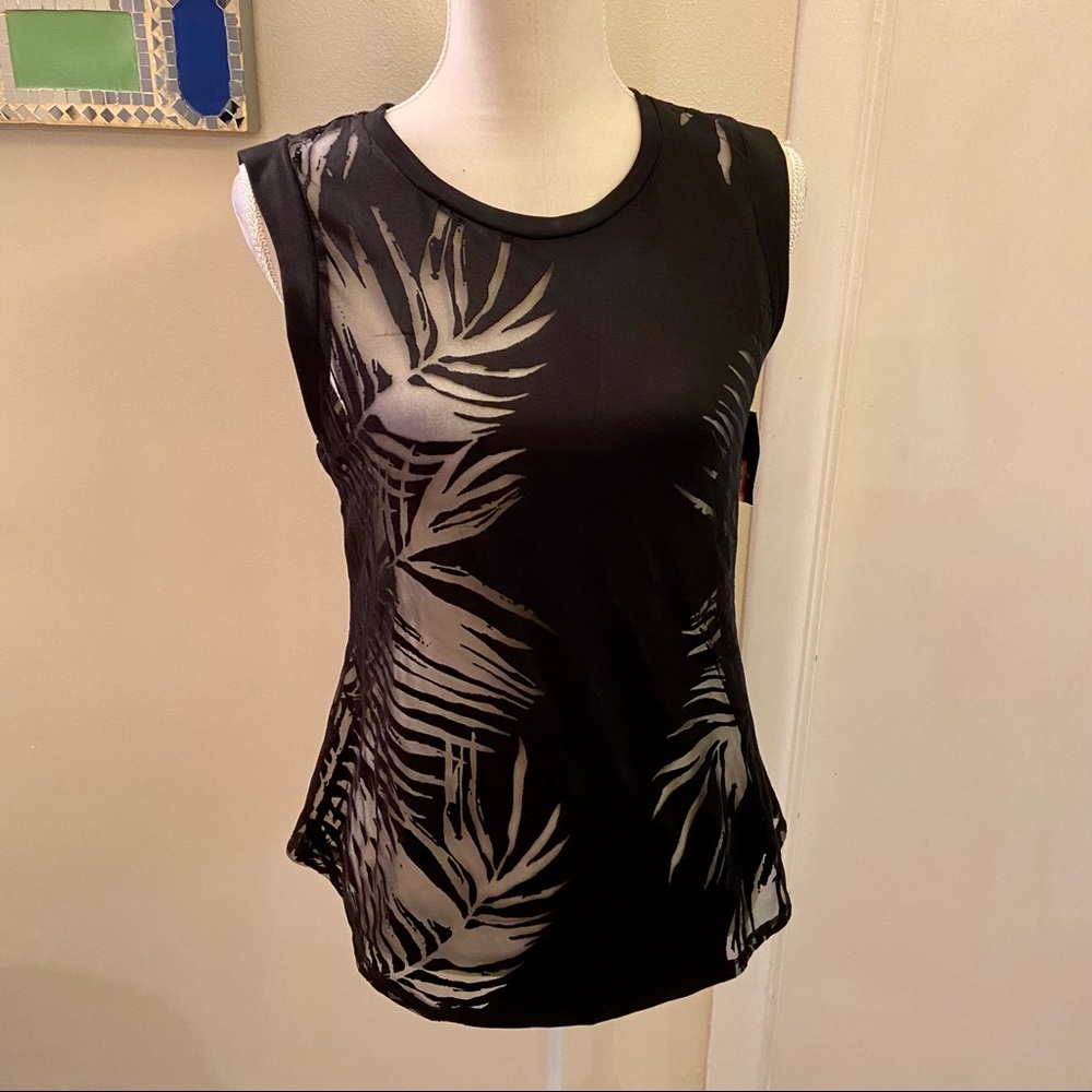 ✨NWT Mossimo for Target Palm Blouse Top